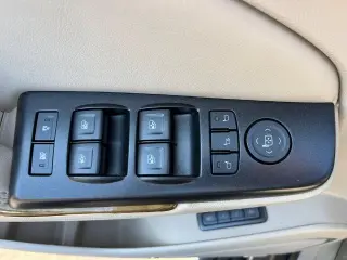 GMC Yukon XL 2017 4x4 Denali 4 puertas SUV