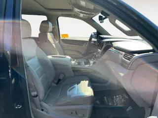 GMC Yukon XL 2017 4x4 Denali 4 puertas SUV