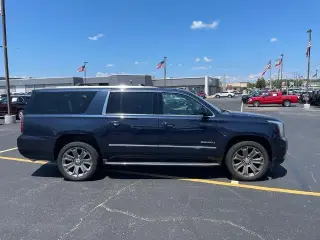 GMC Yukon XL 2017 4x4 Denali 4 puertas SUV