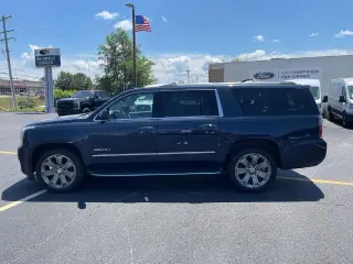 GMC Yukon XL 2017 4x4 Denali 4 puertas SUV