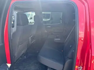 GMC Sierra 1500 2021 4x4 Elevation 4 puertas Cabina Crew 5.8 pies. SB