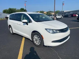 Chrysler Pacifica 2017 Touring 4 puertas Minivan
