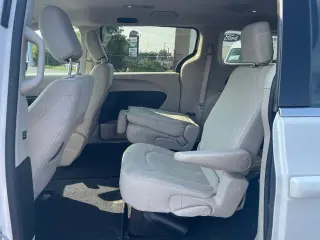 Chrysler Pacifica 2017 Touring 4 puertas Minivan