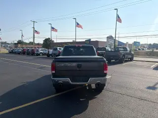 Ram 1500 2017 4x4 SLT Cabina Doble 4 puertas 5.5 pies. Pickup