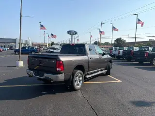 Ram 1500 2017 4x4 SLT Cabina Doble 4 puertas 5.5 pies. Pickup