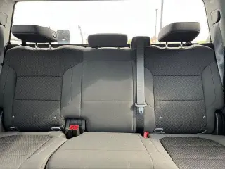 Chevrolet Silverado 1500 2021 4x4 Custom 4 puertas Cabina Crew 6.6 pies. Caja corta