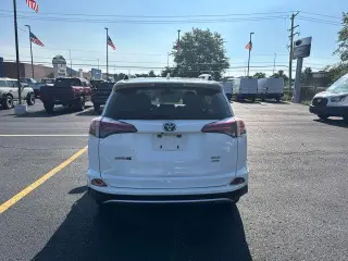 Toyota RAV4 2017 AWD XLE 4p SUV