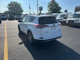 Toyota RAV4 2017 AWD XLE 4p SUV