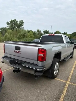 GMC Sierra 2500HD 2018 4x4 SLT 4dr Crew Cab LB