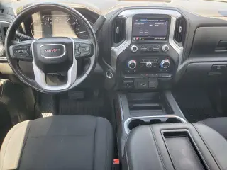 GMC Sierra 1500 Limited 2022 4x4 Elevation 4p. Cabina Crew Cab 5.8 pies. CB