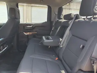 GMC Sierra 1500 Limited 2022 4x4 Elevation 4p. Cabina Crew Cab 5.8 pies. CB