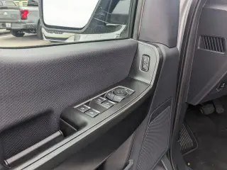 Ford F-150 2024 4x2 STX 4p SuperCrew 5.5 ft. SB