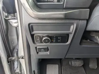 Ford F-150 2024 4x2 STX 4p SuperCrew 5.5 ft. SB