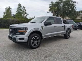 Ford F-150 2024 4x2 STX 4p SuperCrew 5.5 ft. SB