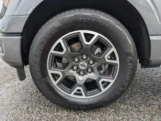 Ford F-150 2024 4x2 STX 4dr SuperCrew 5.5 ft. SB