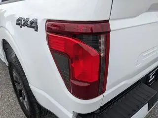 Ford F-150 2025 4x4 STX 4p SuperCrew 5.5 ft. SB