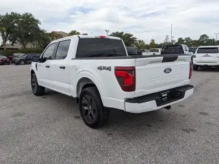 Ford F-150 2025 4x4 STX 4p SuperCrew 5.5 ft. SB