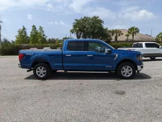 Ford F-150 2025 4x4 XLT 4p SuperCrew 6.5 ft. SB