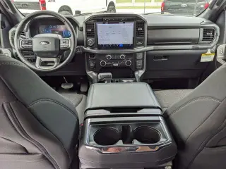 Ford F-150 2024 4x4 XLT 4p SuperCrew 5.5 ft. SB