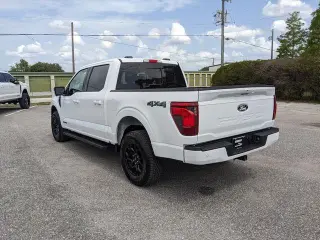 Ford F-150 2024 4x4 XLT 4p SuperCrew 5.5 ft. SB