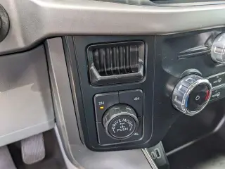 Ford F-150 2025 4x4 XLT 4p SuperCrew 5.5 ft. SB