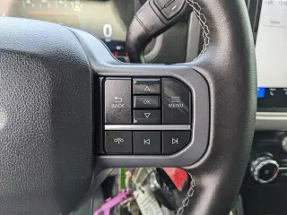 Ford F-150 2025 4x4 XLT 4p SuperCrew 5.5 ft. SB
