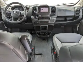 Ram ProMaster 2024 Tradesman 2500 136 WB 3dr High Roof Cargo Van sin asiento de pasajero
