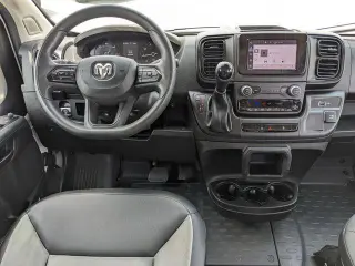 Ram ProMaster 2024 Tradesman 2500 136 WB 3dr High Roof Cargo Van sin asiento de pasajero