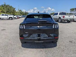 Ford Mustang Mach-E 2023 Premium 4dr SUV