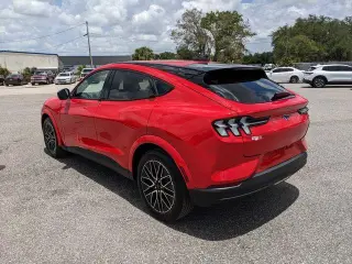 Ford Mustang Mach-E 2026 AWD Premium SUV 4p