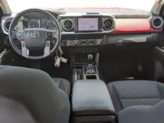 Toyota Tacoma 2023 4x2 SR5 4p Doble Cab 5.0 ft SB