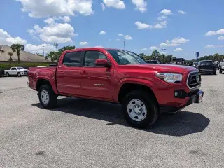 Toyota Tacoma 2023 4x2 SR5 4p Doble Cab 5.0 ft SB