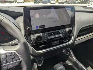 Toyota Grand Highlander 2024 XLE 4p SUV