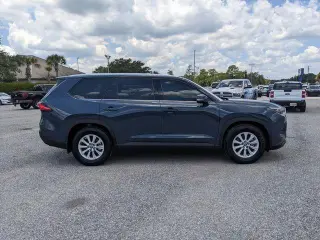 Toyota Grand Highlander 2024 XLE 4p SUV