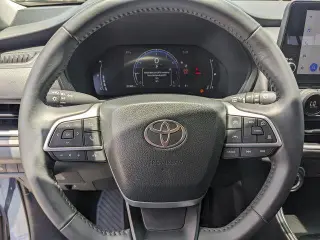Toyota Grand Highlander 2024 XLE 4p SUV