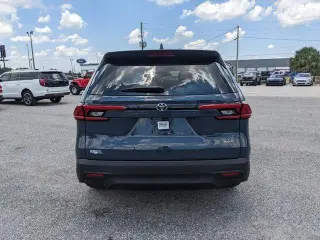 Toyota Grand Highlander 2024 XLE 4p SUV