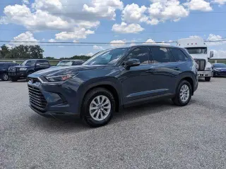 Toyota Grand Highlander 2024 XLE 4p SUV