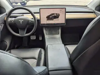 Tesla Model Y 2022 AWD Performance 4p Crossover
