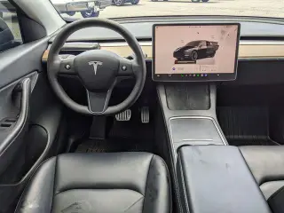 Tesla Model Y 2022 AWD Performance 4p Crossover