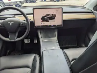 Tesla Model Y 2022 AWD Performance 4p Crossover