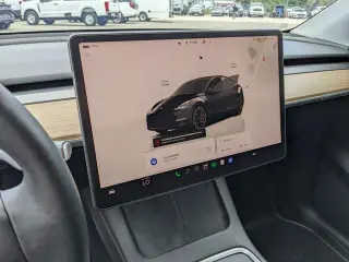 Tesla Model Y 2022 AWD Performance 4p Crossover