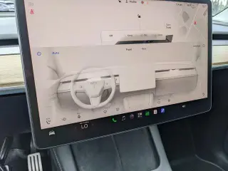 Tesla Model Y 2022 AWD Performance 4p Crossover