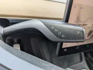 Tesla Model Y 2022 AWD Performance 4p Crossover