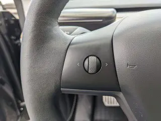 Tesla Model Y 2022 AWD Performance 4p Crossover