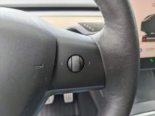 Tesla Model Y 2022 AWD Performance 4p Crossover