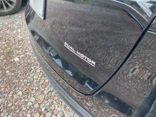 Tesla Model Y 2022 AWD Performance 4p Crossover