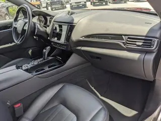 Maserati Levante 2023 AWD Modena 4p SUV