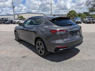 Maserati Levante 2023 AWD Modena 4p SUV
