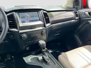 Ford Ranger 2022 4x2 Lariat 4 puertas SuperCrew con caja de 5.1 pies