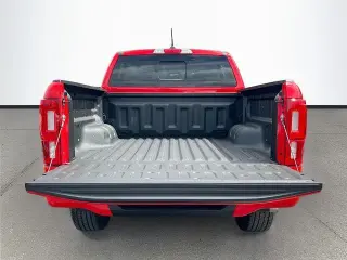 Ford Ranger 2022 4x2 Lariat 4 puertas SuperCrew con caja de 5.1 pies